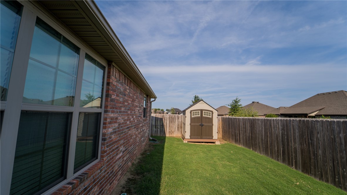 4044 Stonehenge Avenue