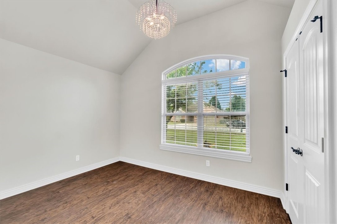 4072 Song Bird Place