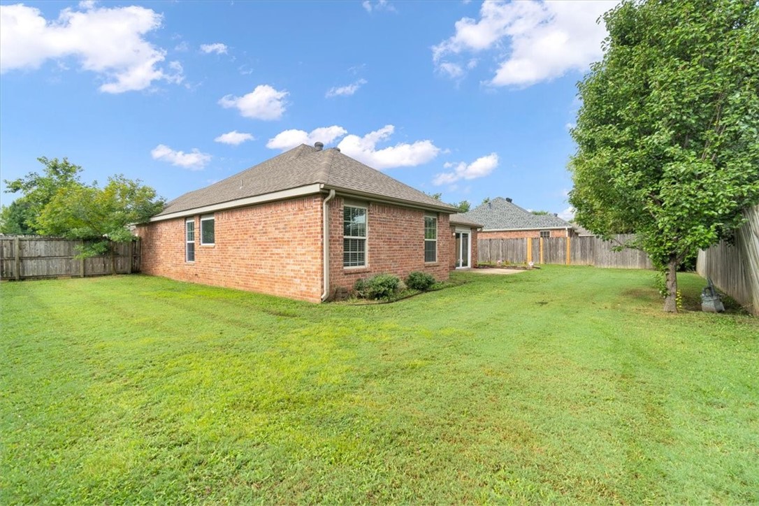 4072 Song Bird Place