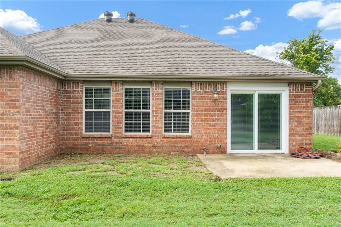 4072 Song Bird Place