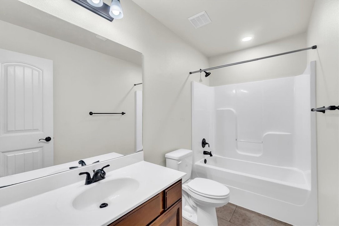 4072 Song Bird Place