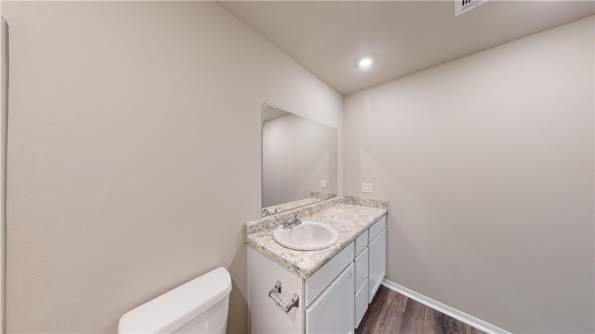 1904 E Little John Drive