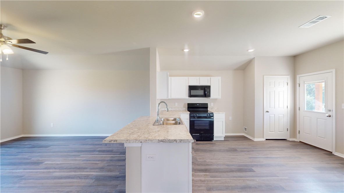 1904 E Little John Drive