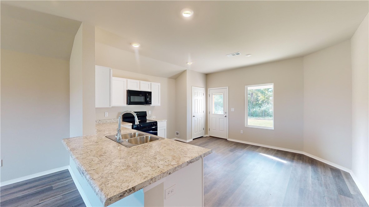 1904 E Little John Drive