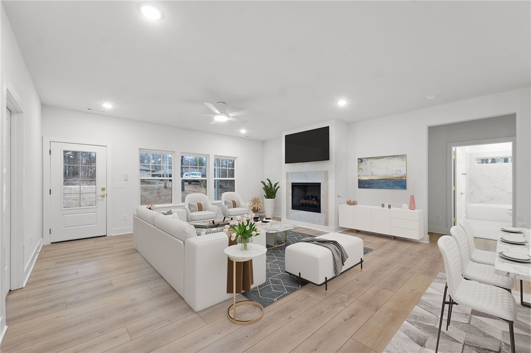 32 Lochgilphead Lane