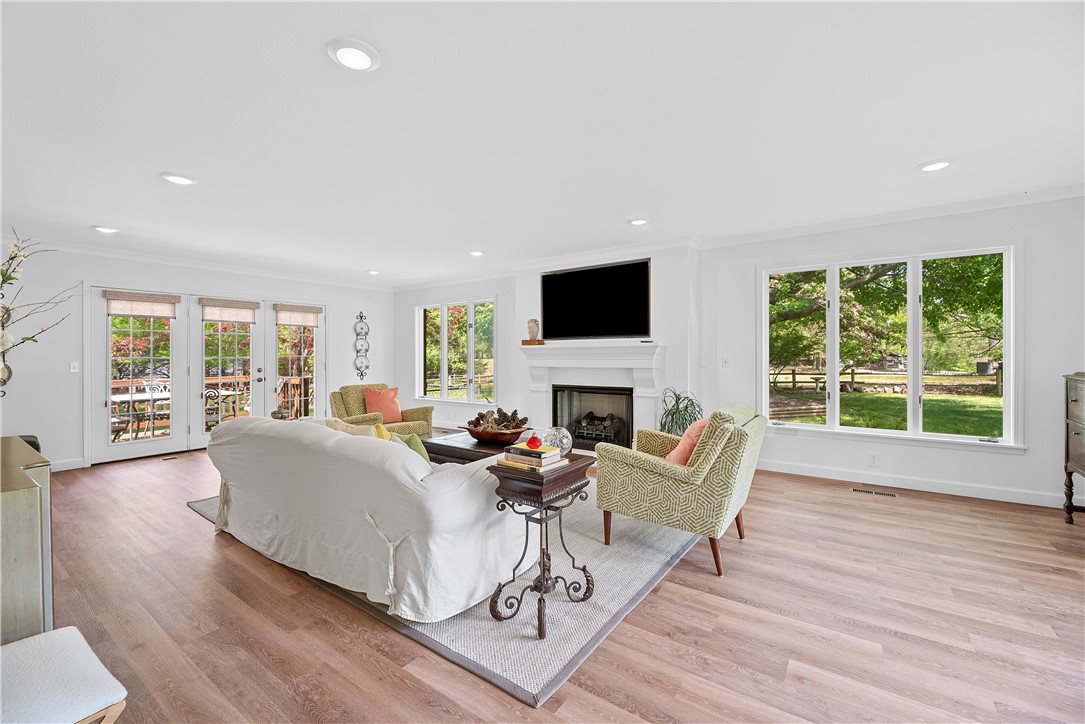 8477 Range Road