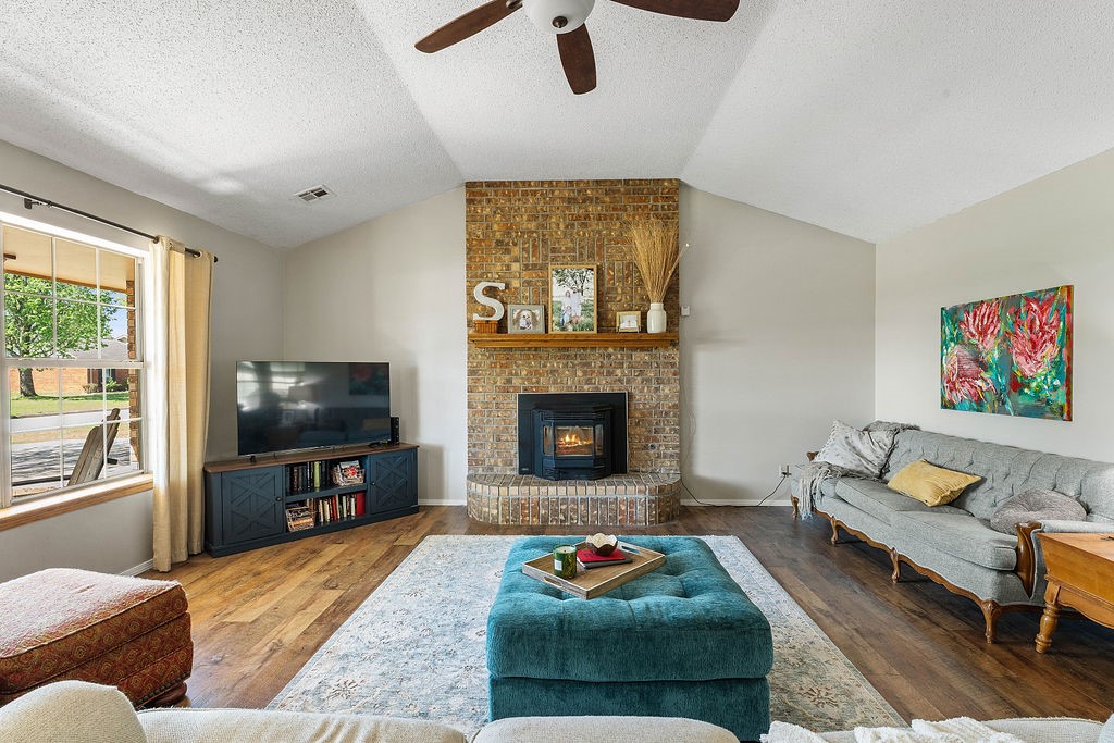 1205 W Geneva Street