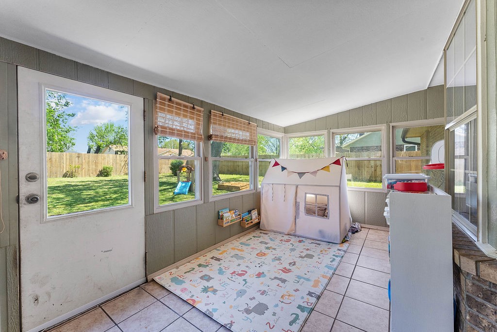 1205 W Geneva Street