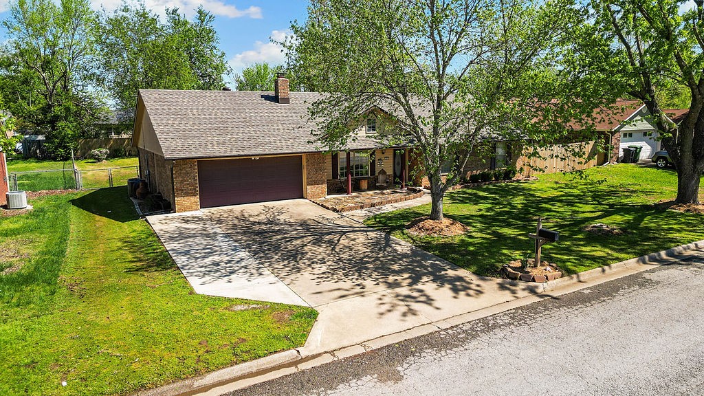 1205 W Geneva Street