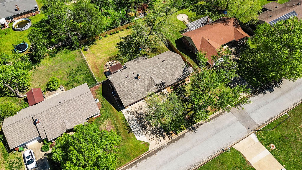 1205 W Geneva Street