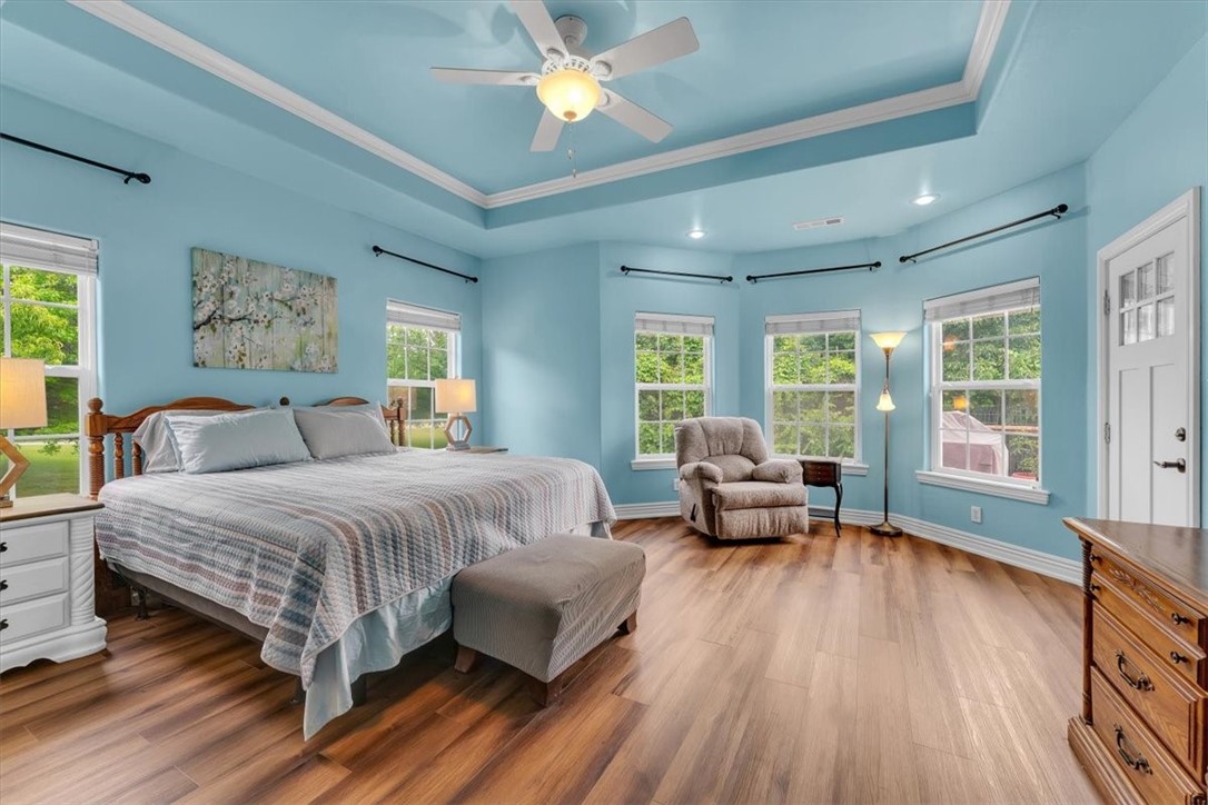 21830 Friendship View Drive