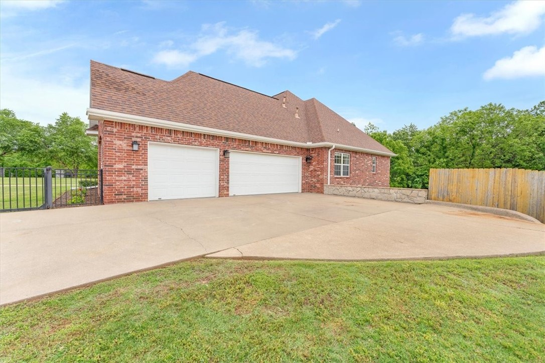 21830 Friendship View Drive