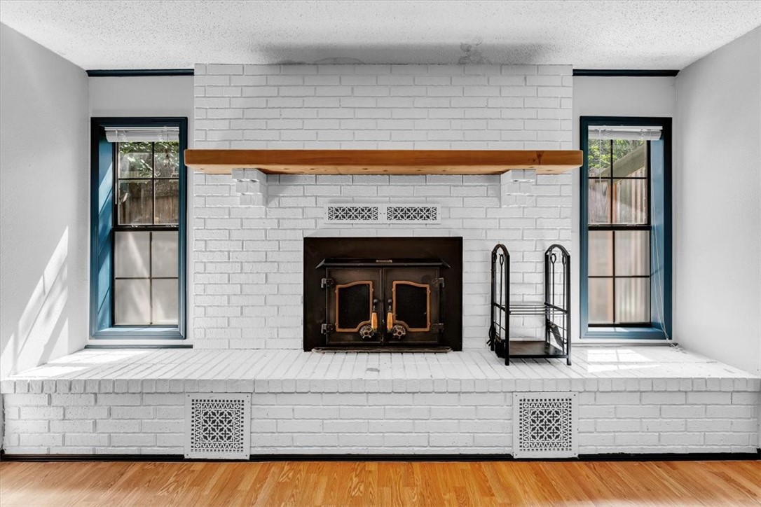 2733 E Ferguson Avenue