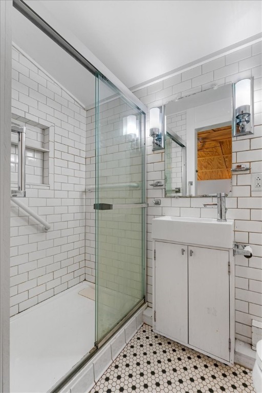 2733 E Ferguson Avenue