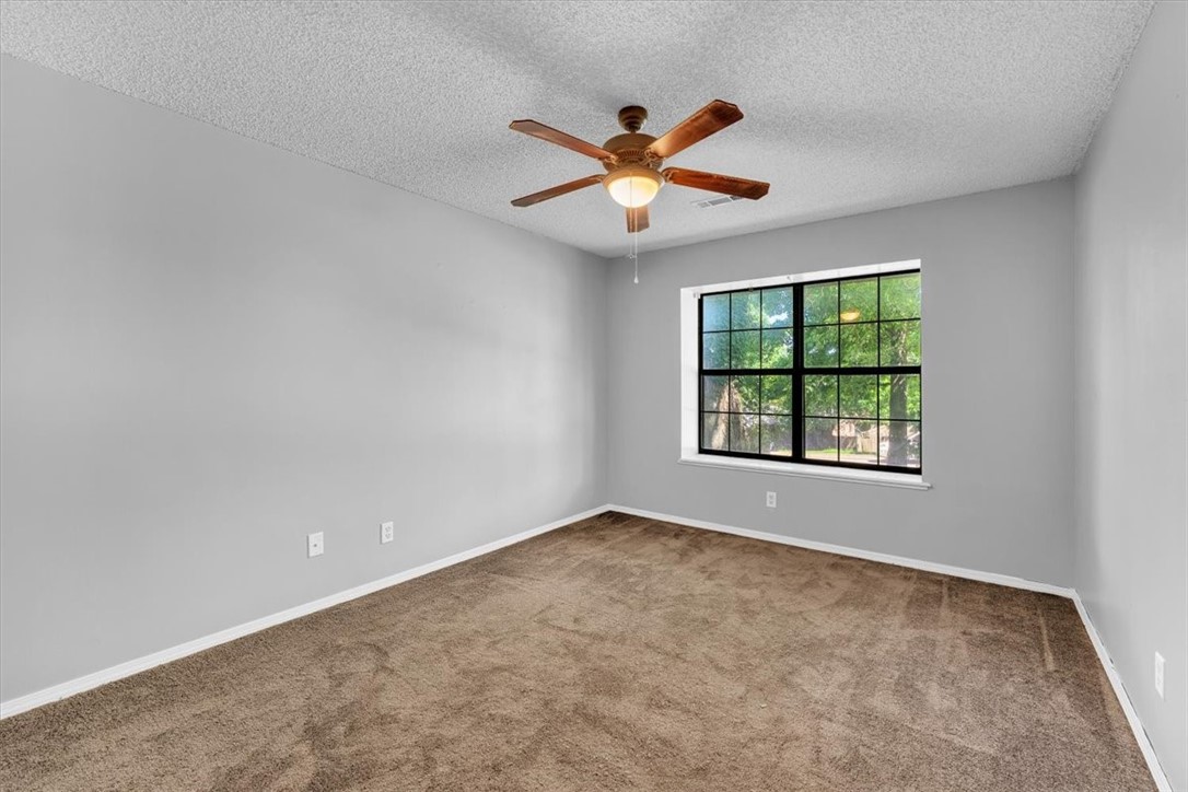 2733 E Ferguson Avenue