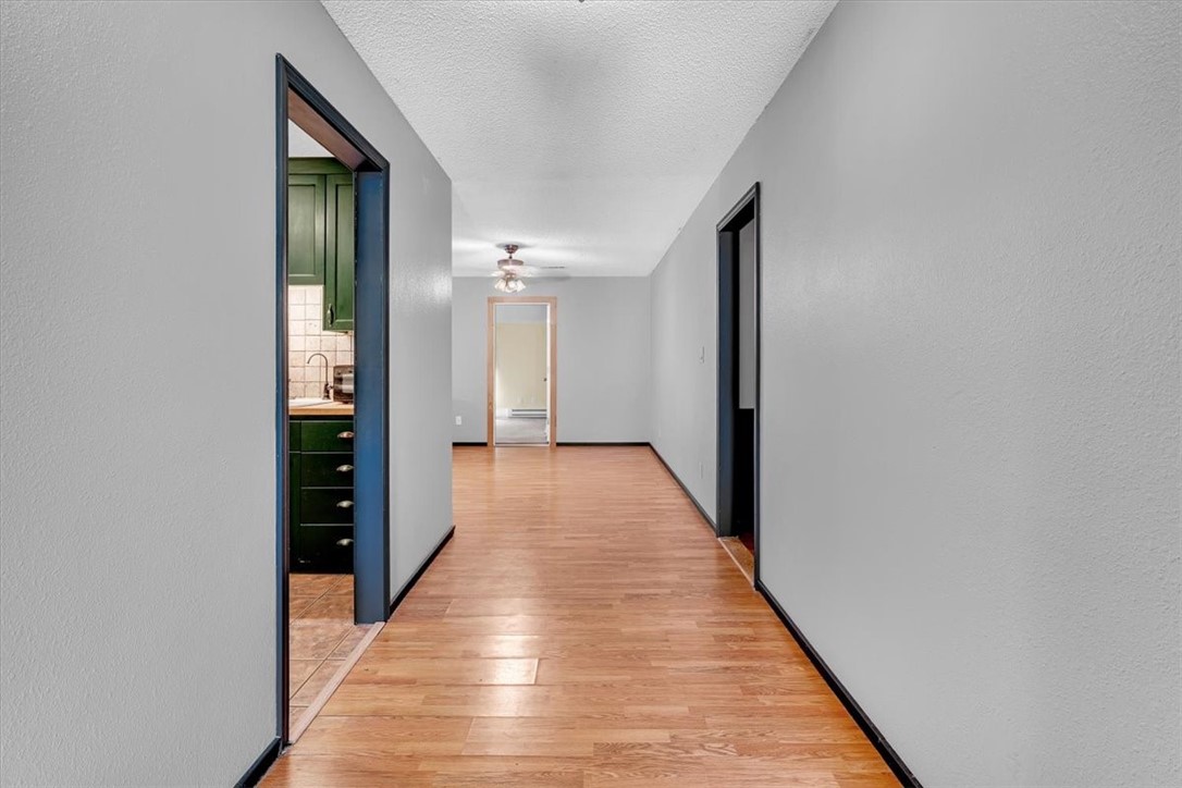 2733 E Ferguson Avenue