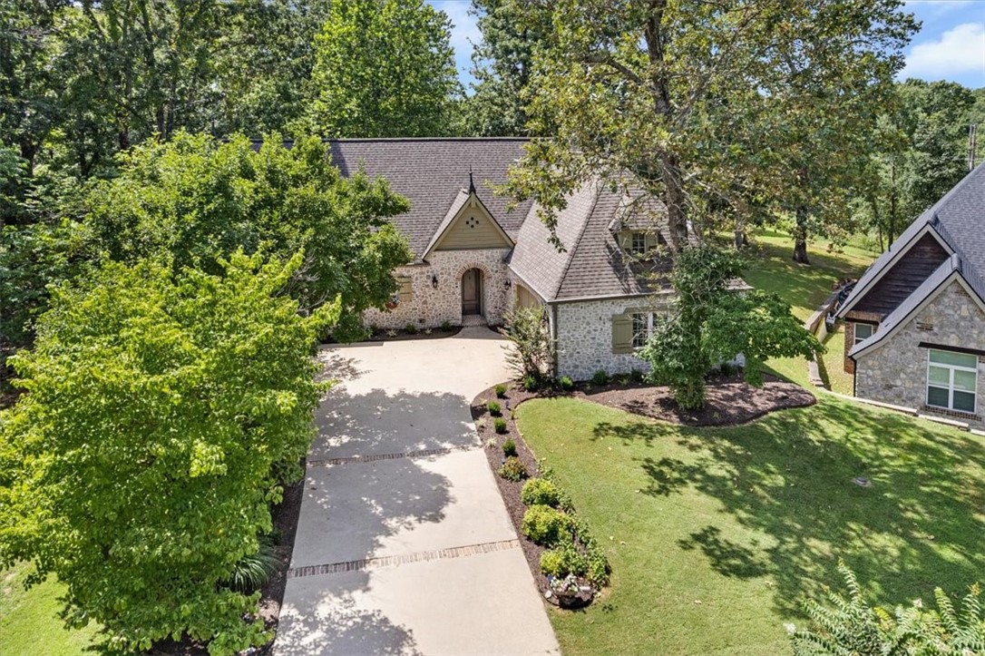13601 Hobie Court