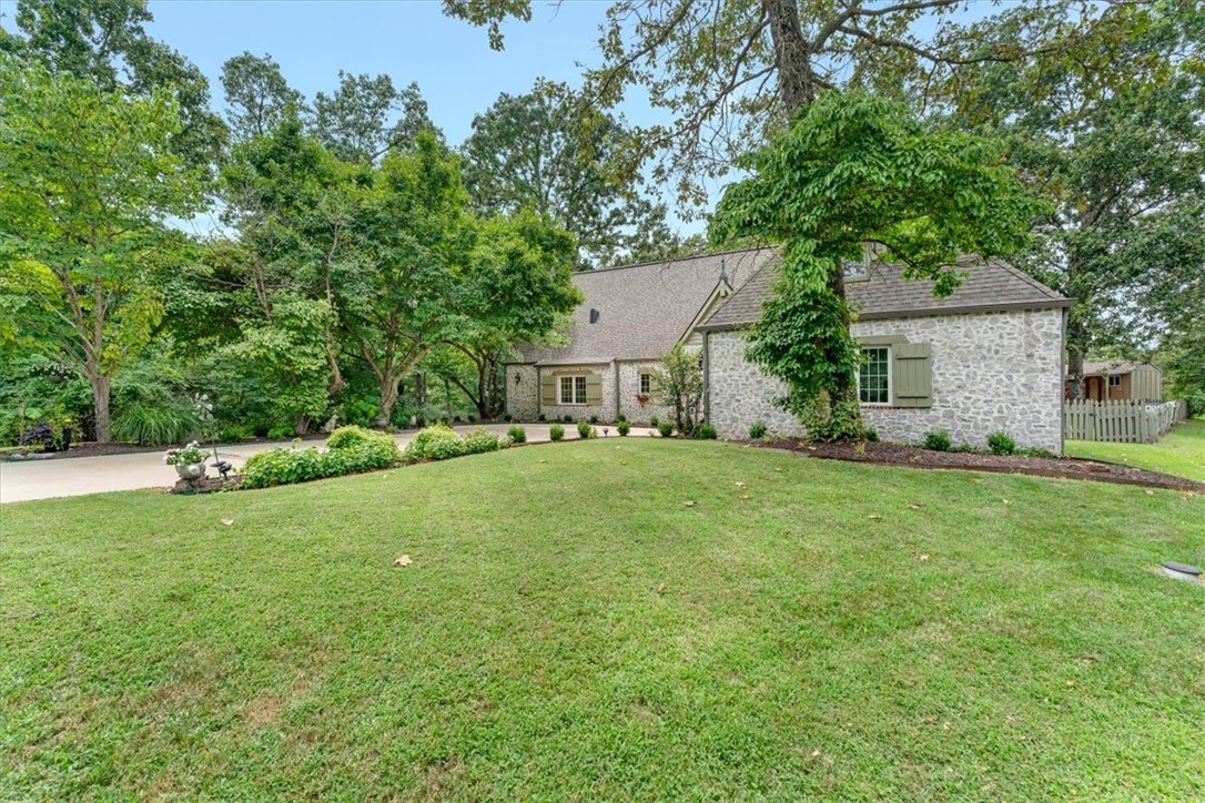 13601 Hobie Court