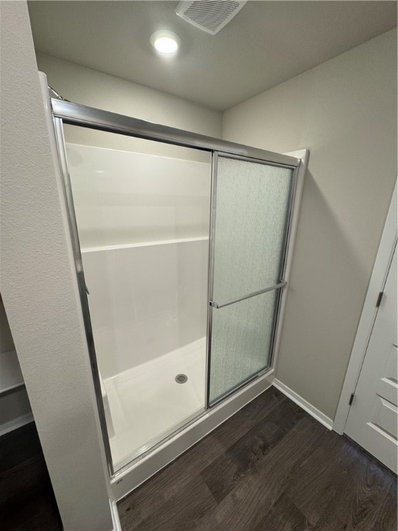 2587 E Meramec Street