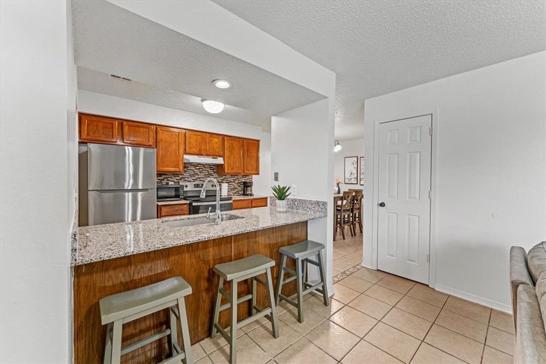 1325-1327 W New Hope Road