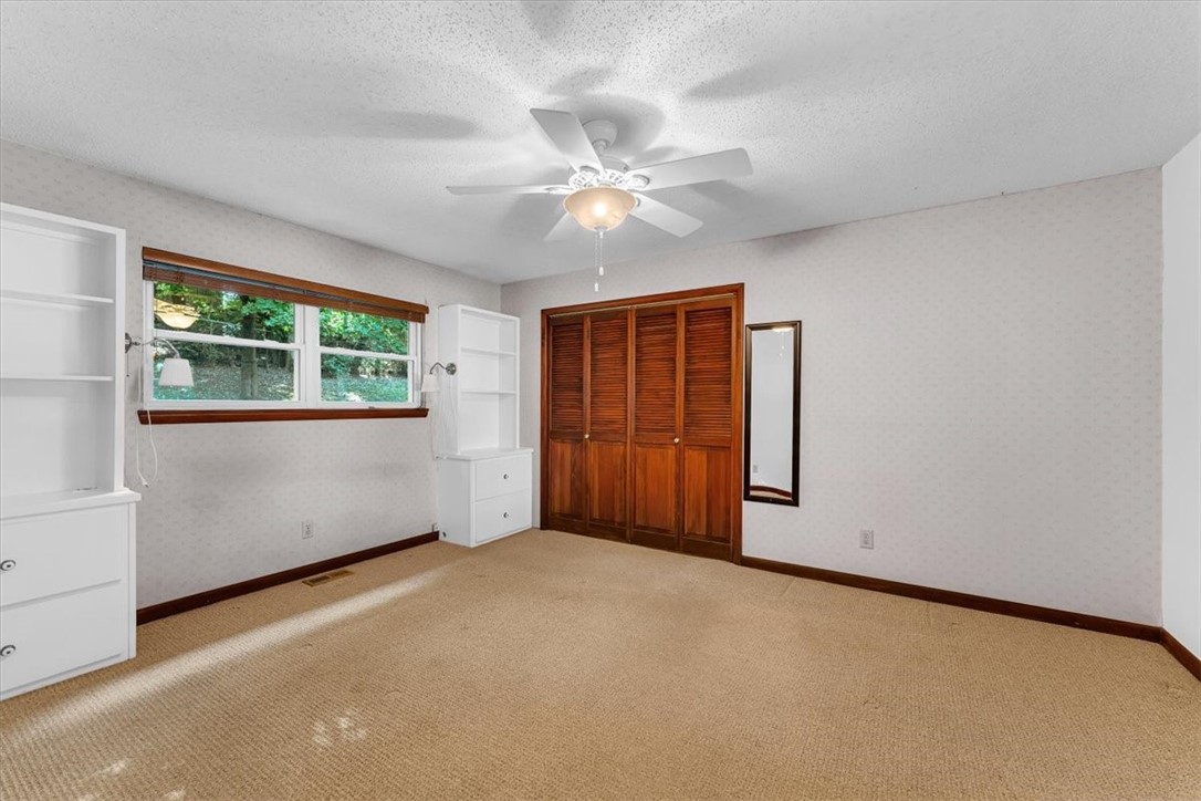 1866 N Winwood Drive