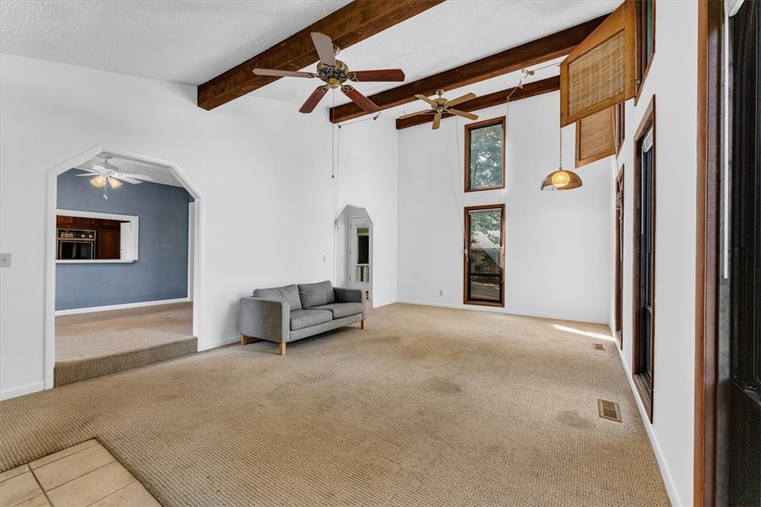 1866 N Winwood Drive