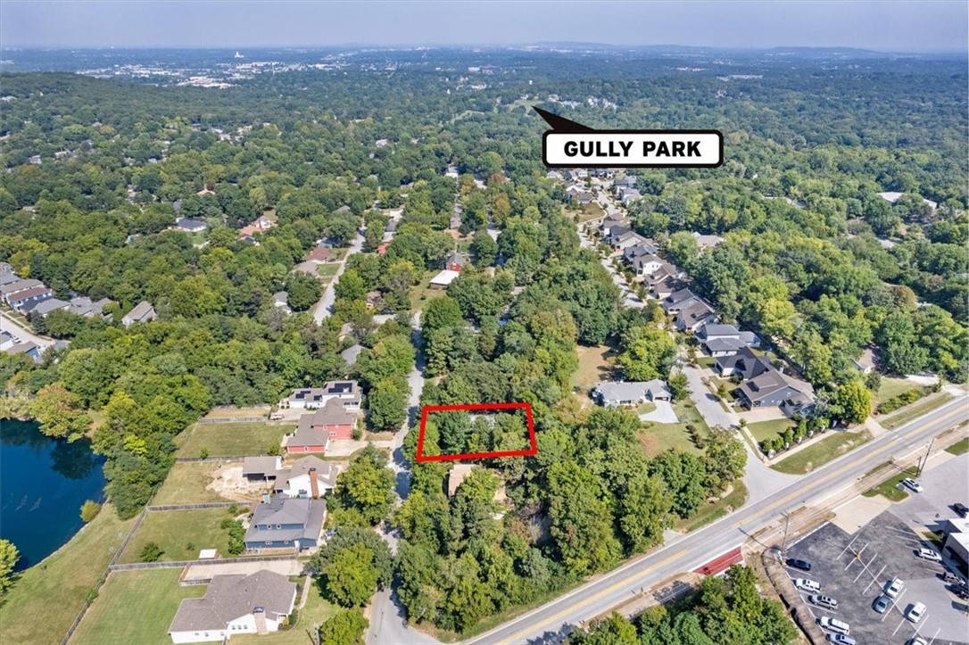 1866 N Winwood Drive