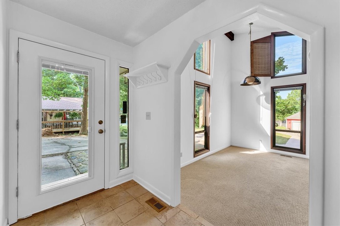 1866 N Winwood Drive