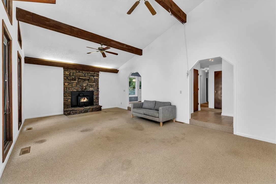 1866 N Winwood Drive