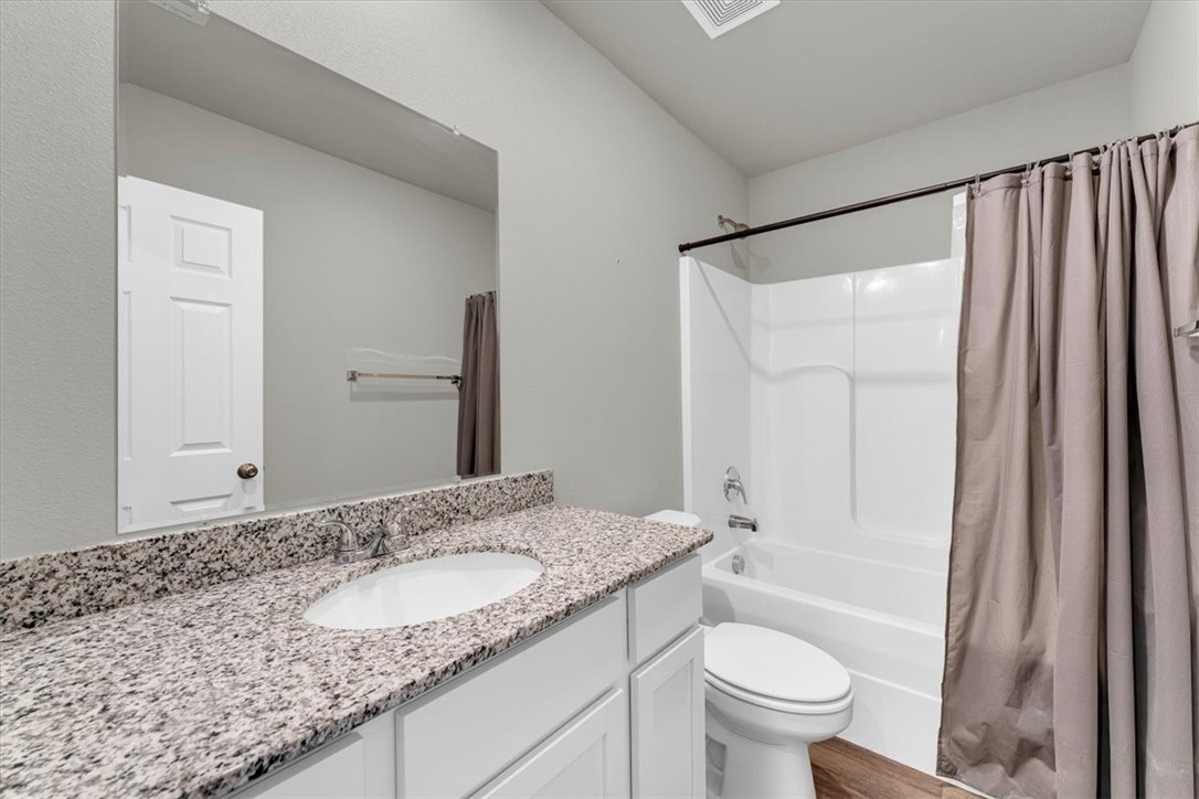 5530 Eldora Cove