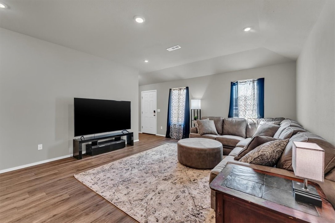 5530 Eldora Cove