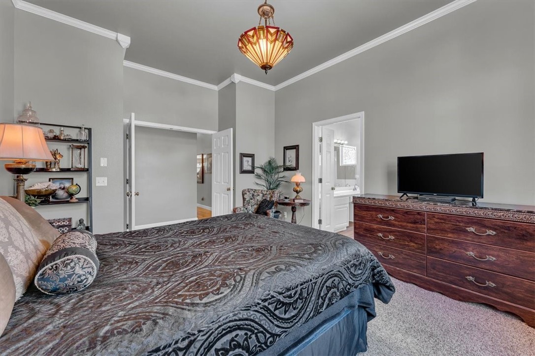 6629 S Tall Oaks Loop