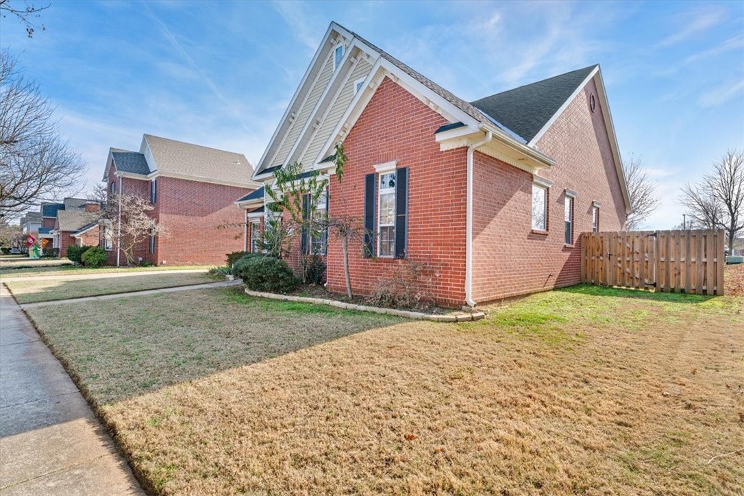 6629 S Tall Oaks Loop