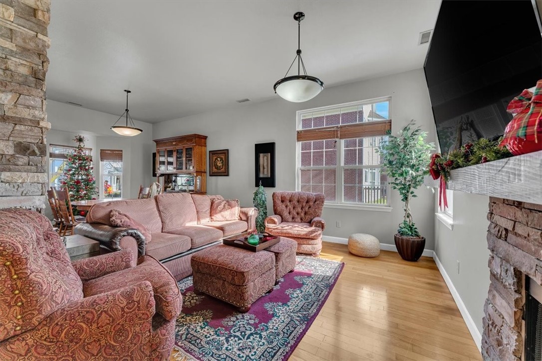 6629 S Tall Oaks Loop