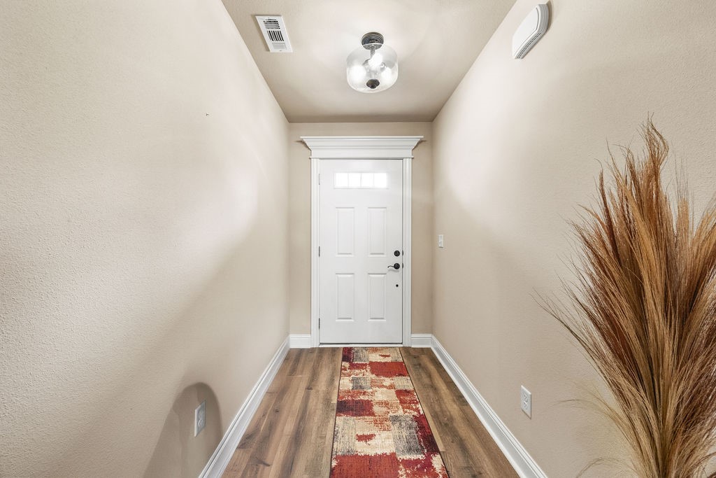 4 Newstead Lane