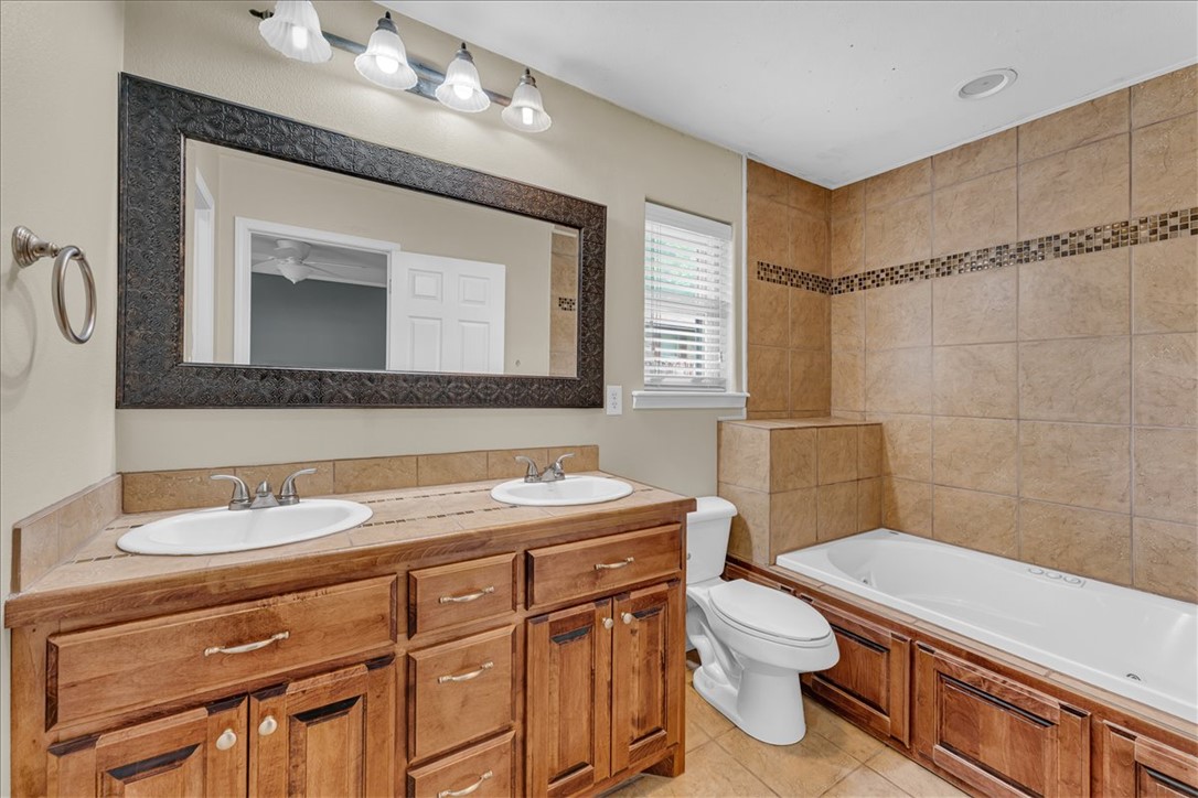 4203 Tomahawk Circle