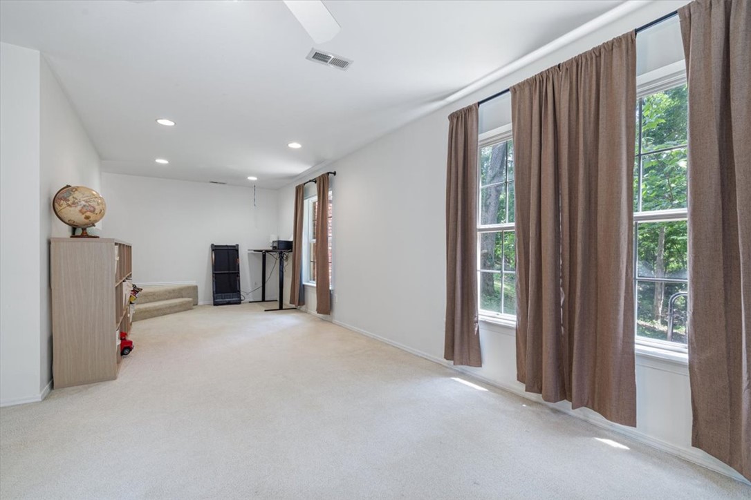 405 NW Grist Mill