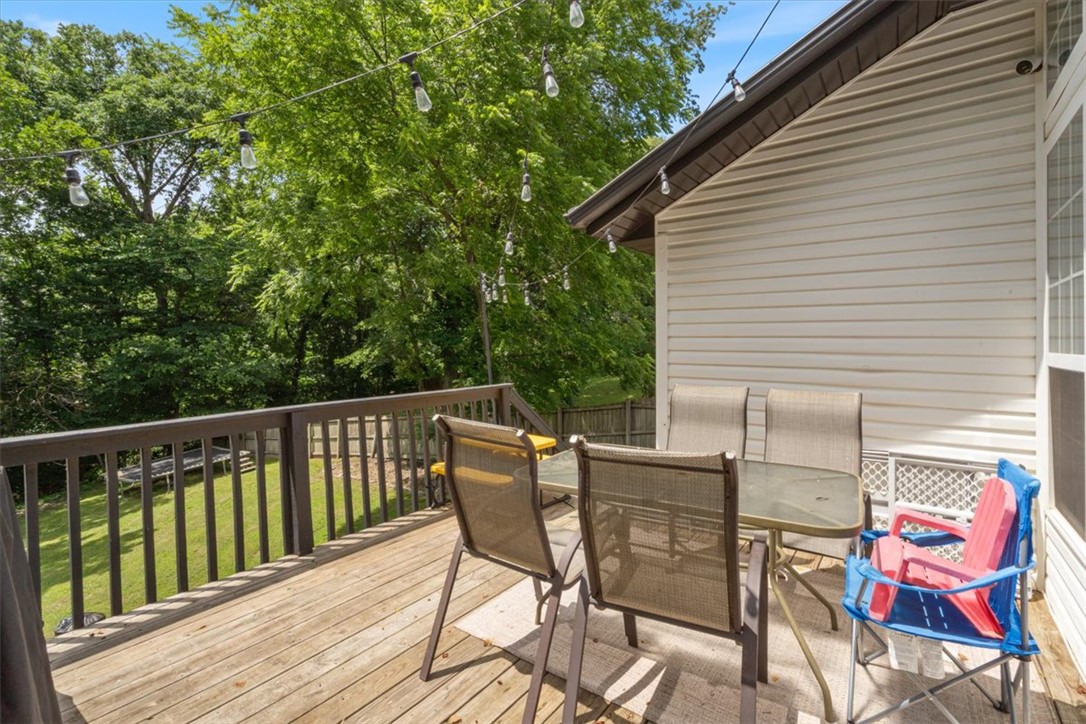 405 NW Grist Mill