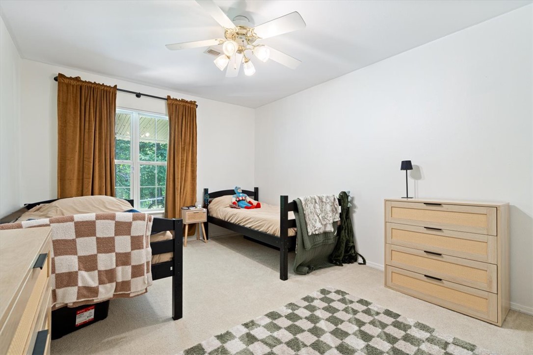 405 NW Grist Mill