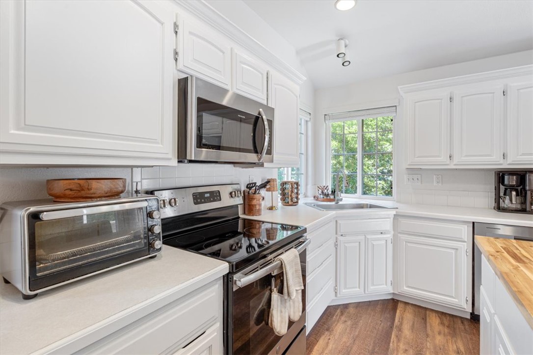 405 NW Grist Mill