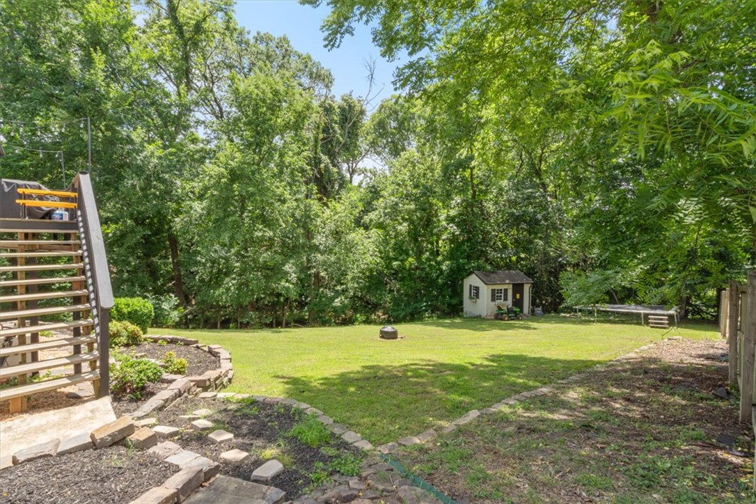 405 NW Grist Mill