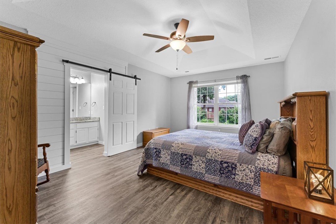 825 Mockingbird Lane