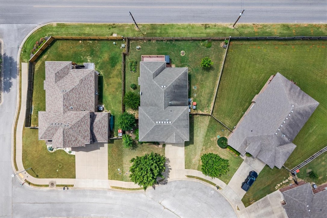 1402 Gooseneck Lane