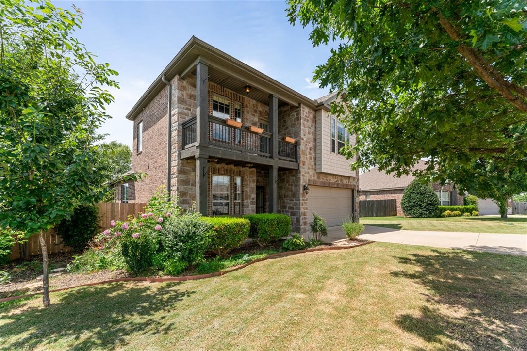 1402 Gooseneck Lane