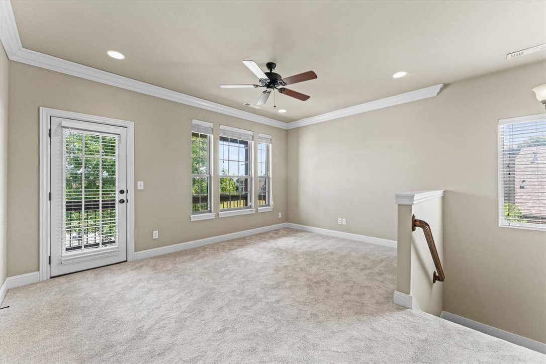 1402 Gooseneck Lane