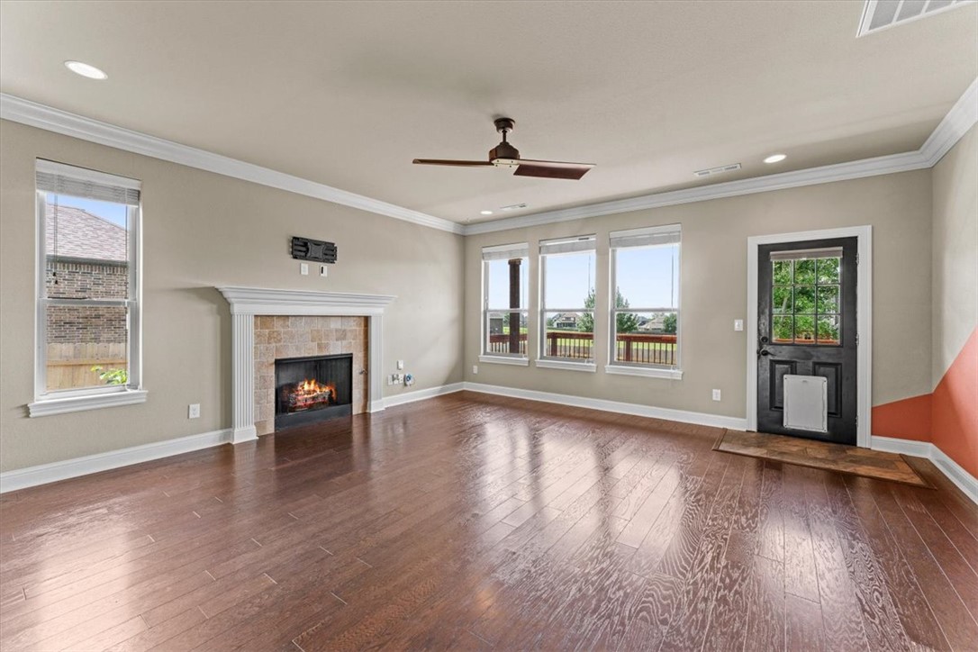 1402 Gooseneck Lane