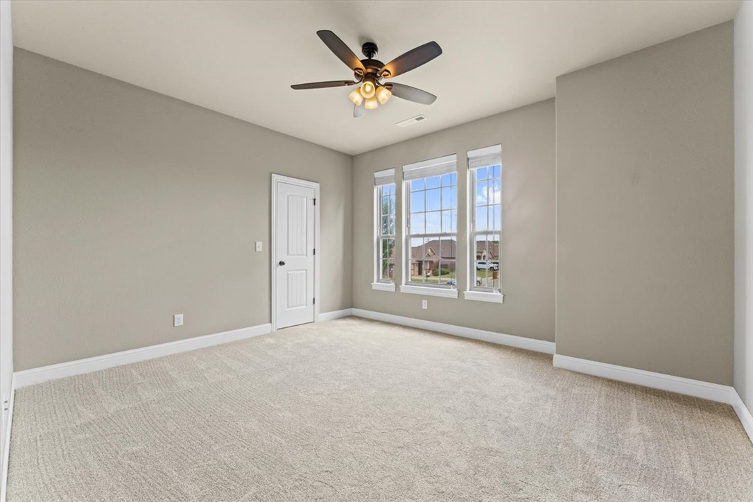 1402 Gooseneck Lane