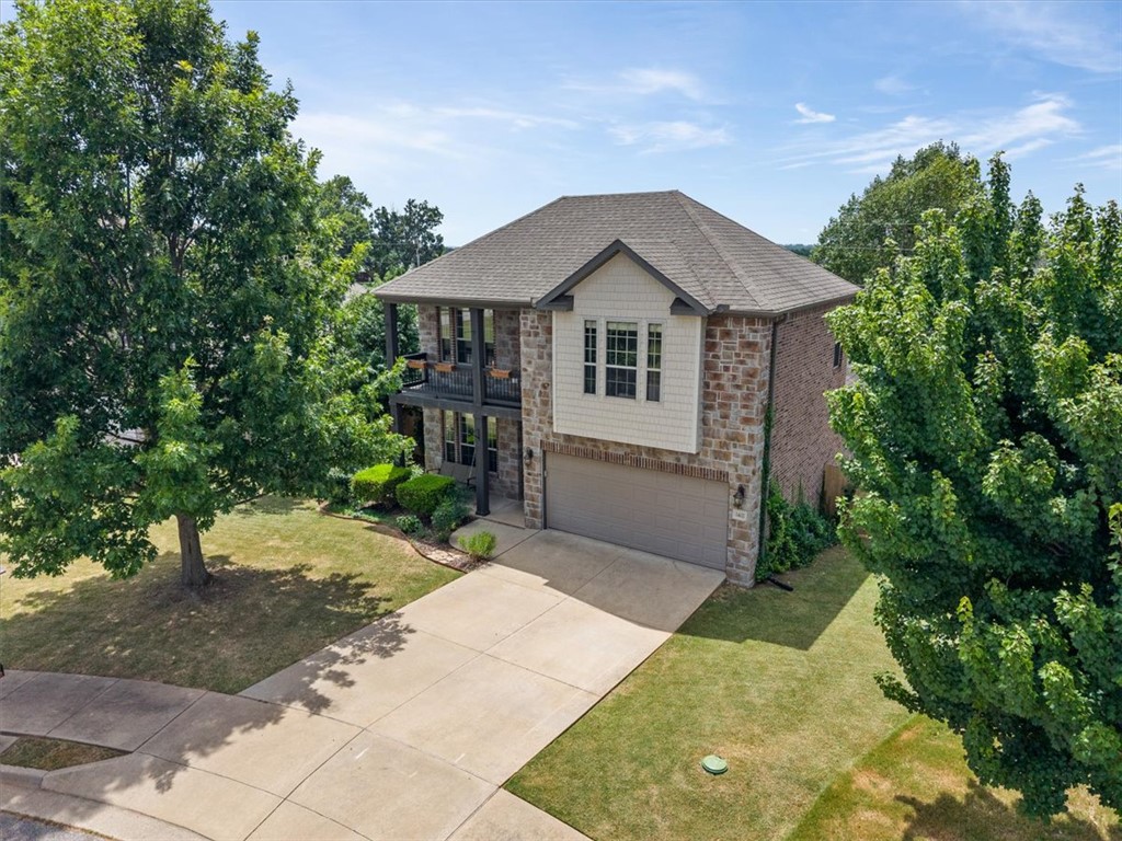 1402 Gooseneck Lane