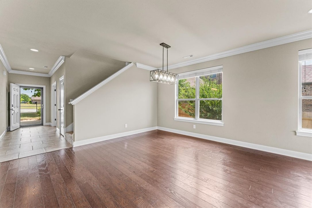 1402 Gooseneck Lane
