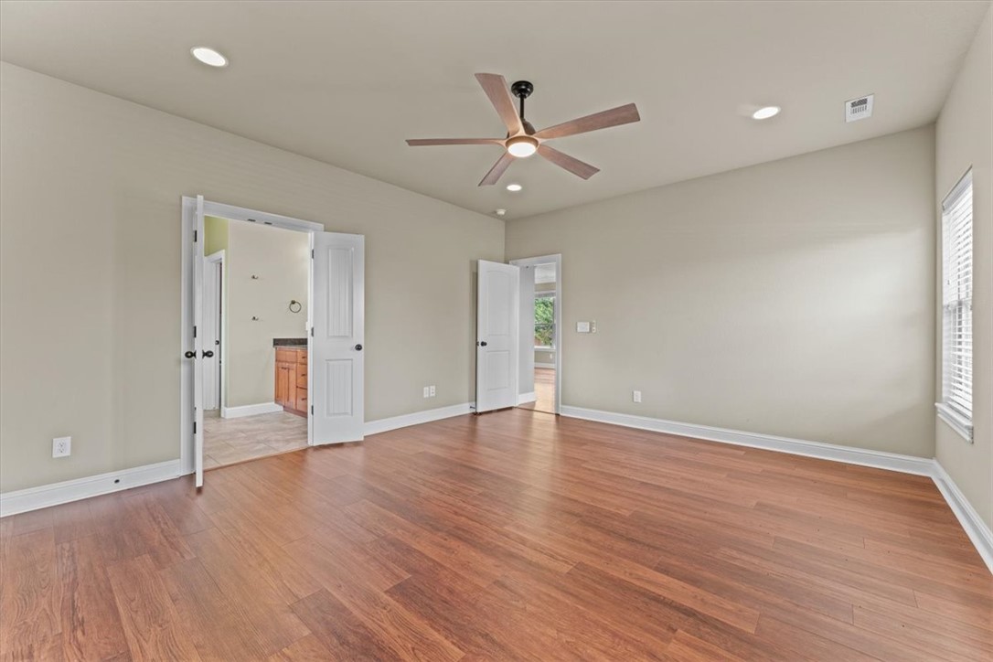 1402 Gooseneck Lane